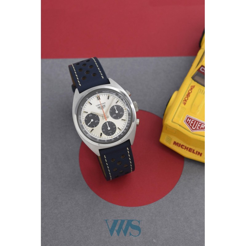 HEUER (Chronographe Carrera Tri-Compax Silver & Black / Panda / ref. 73653 S), vers 1970