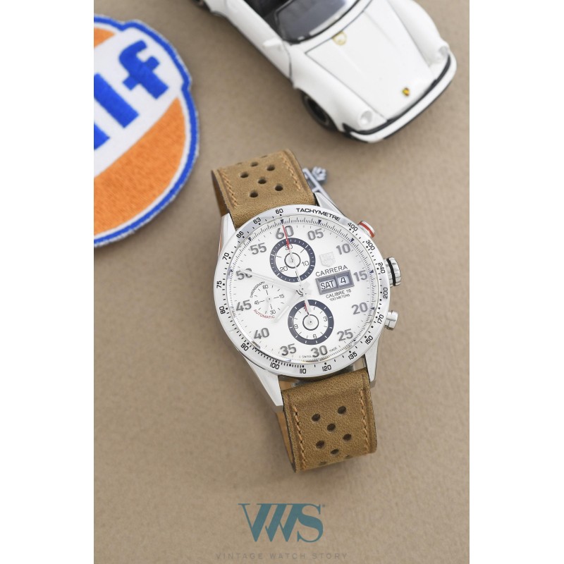 TAG HEUER (Chronographe Carrera Calibre 16 - Tachymètre / Day-Date White / ref. CV2A11.FC6236), vers 2011