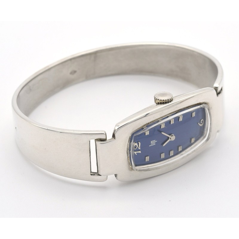 LIP (Lady Bracelet Jonc - Montre Tonneau / Argent n° 43143), vers 1976